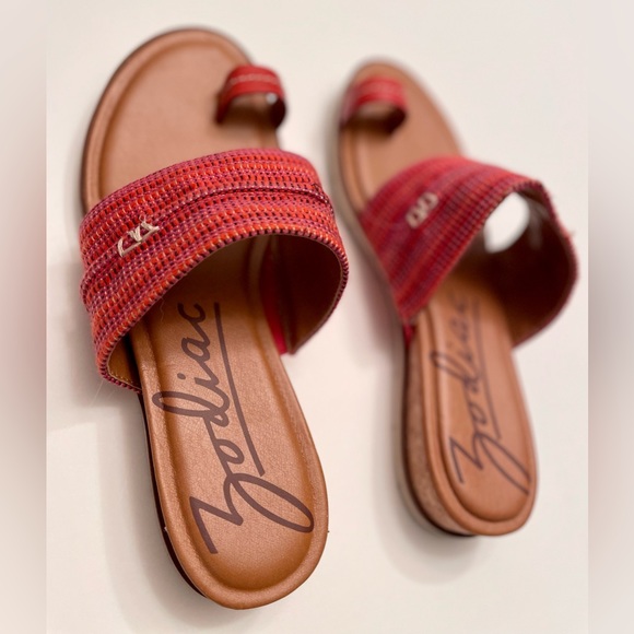 Zodiac sandals Size 7.5 - Picture 1 of 4